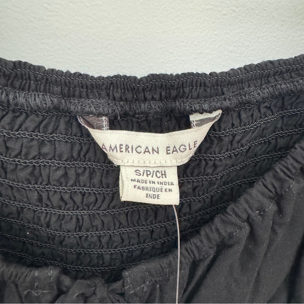 American Eagle - Black Smocked Puff Sleeve Top - Picture 3 of 3